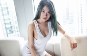 漂亮的韩国保姆_HD免费观看韩国