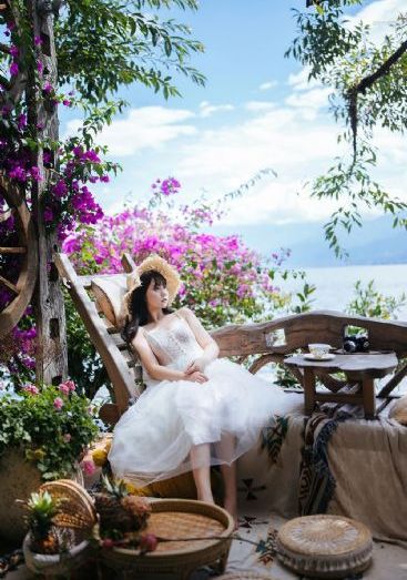 我与老师与朋友的妈妈_BD英语影视在线观看