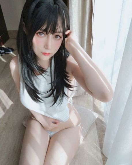 宅宅免费观看完整版_国产剧免费在线播放