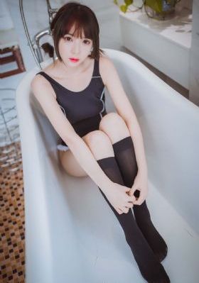 羞耻被脱小内内灌水_720电视剧在线观看