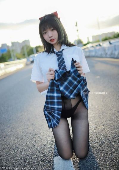 《黑皮辣妹》_DVD全集在线观看